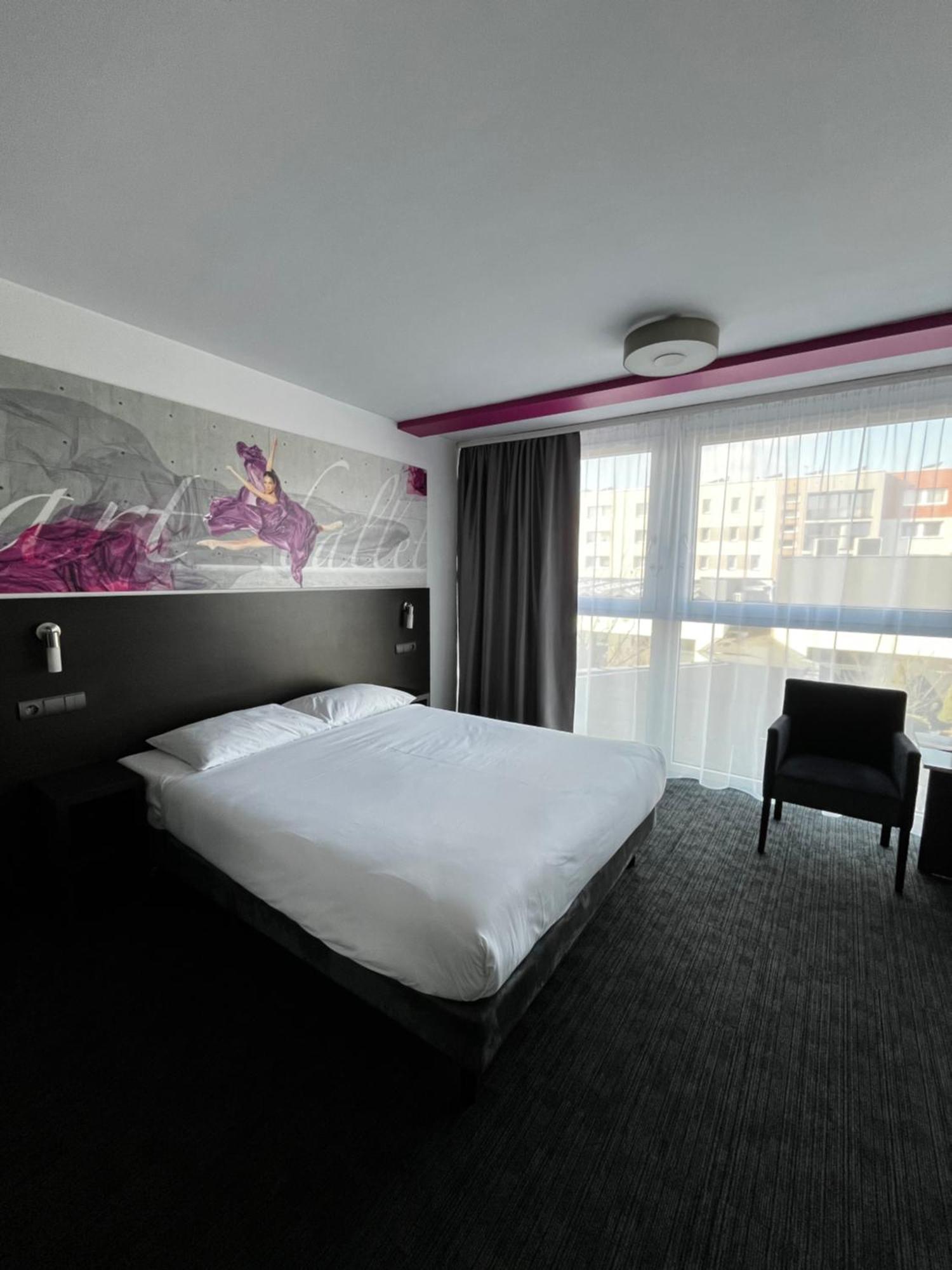 B&B Hotel Bytom Ngoại thất bức ảnh