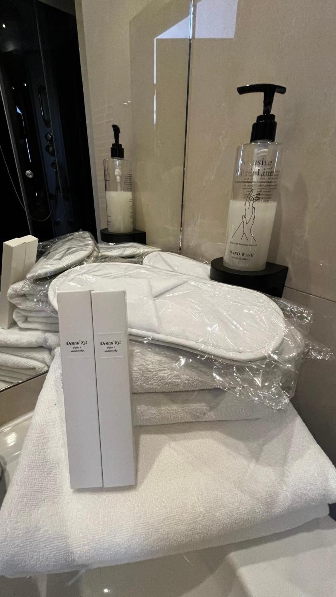 B&B Hotel Bytom Ngoại thất bức ảnh